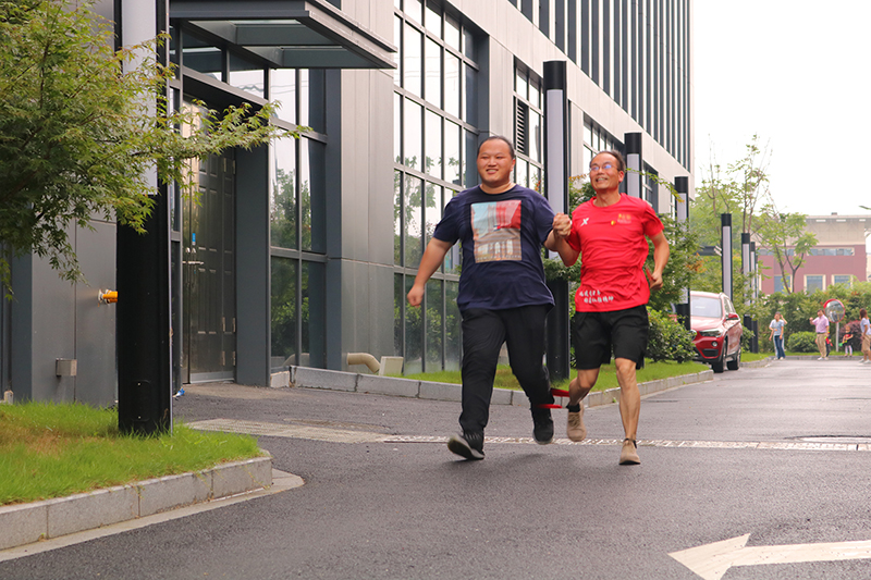 4-兩人三足.jpg 4-兩人三足.jpg